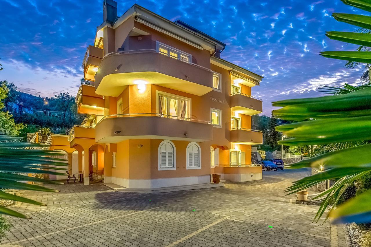 Villa Nada ロヴラン エクステリア 写真